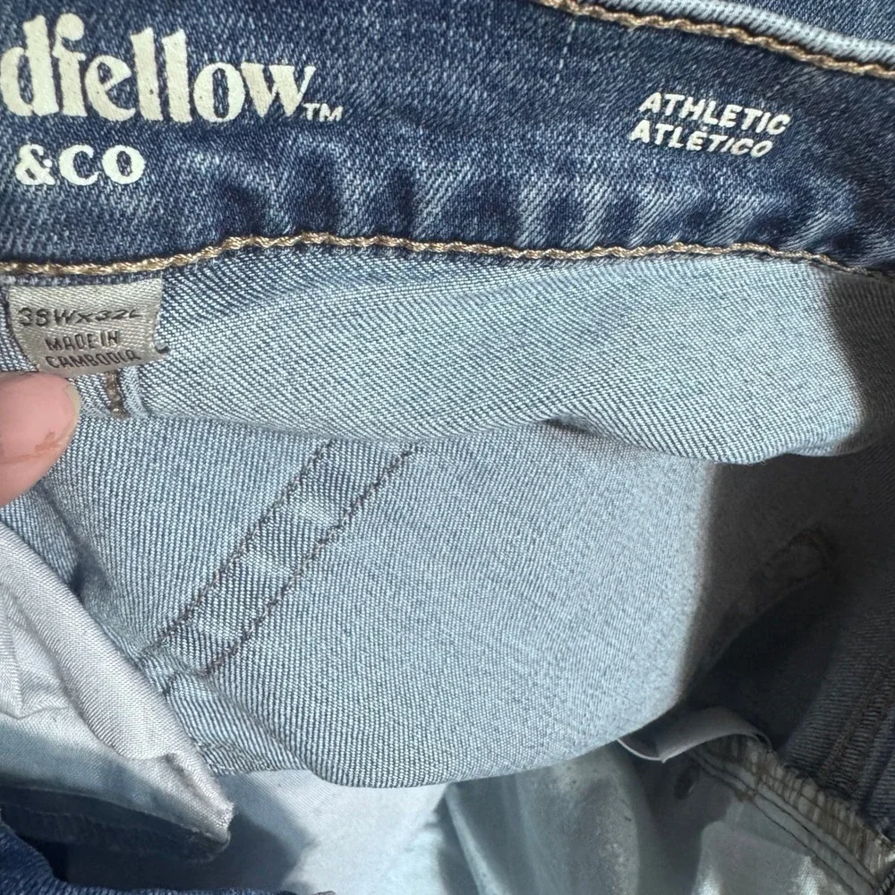 Goodfellow Mens 38x32 Athletic Fit Jeans Blue TruTemp 365 Straight Leg